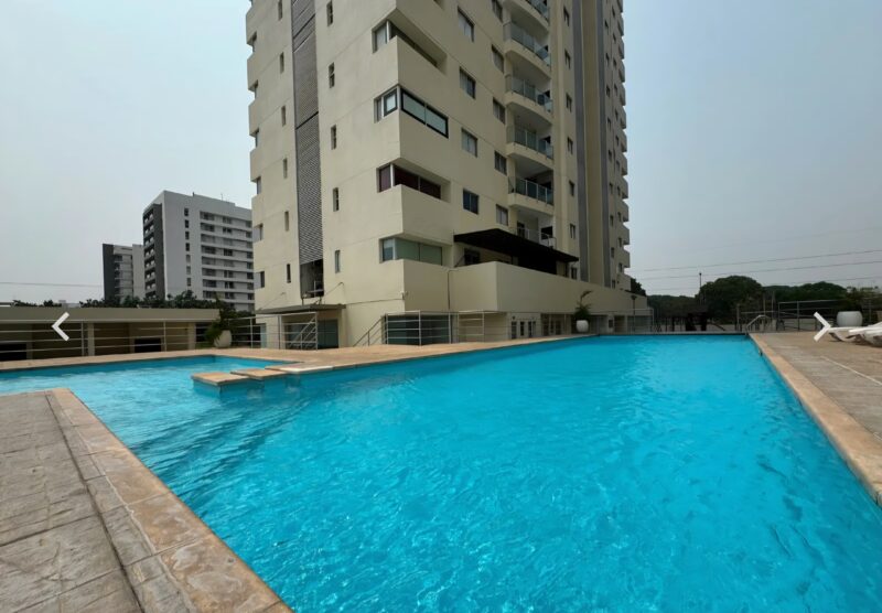 Departamento Amoblado y Equipado en Alquiler – Calle 23 de Calacoto | Piso Alto